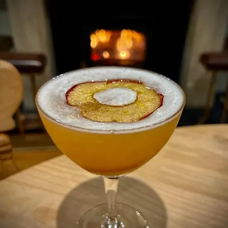 イン The Marton Arms 3*